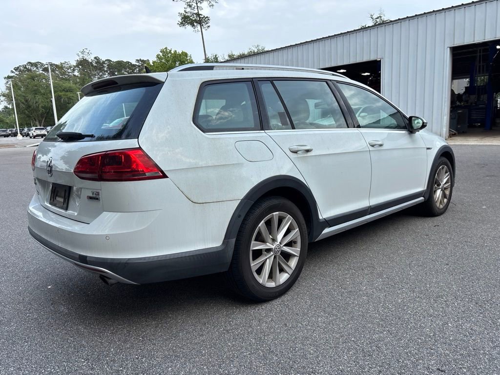 Used 2017 Volkswagen Golf Alltrack SE AWD/4WD image 24