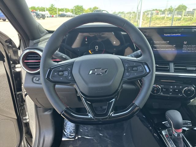 New 2026 Chevrolet Trax RS w/ Sunroof Package FWD image 34