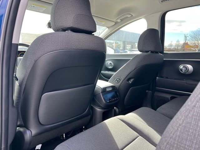 New 2026 Hyundai Ioniq 9 SE image 13