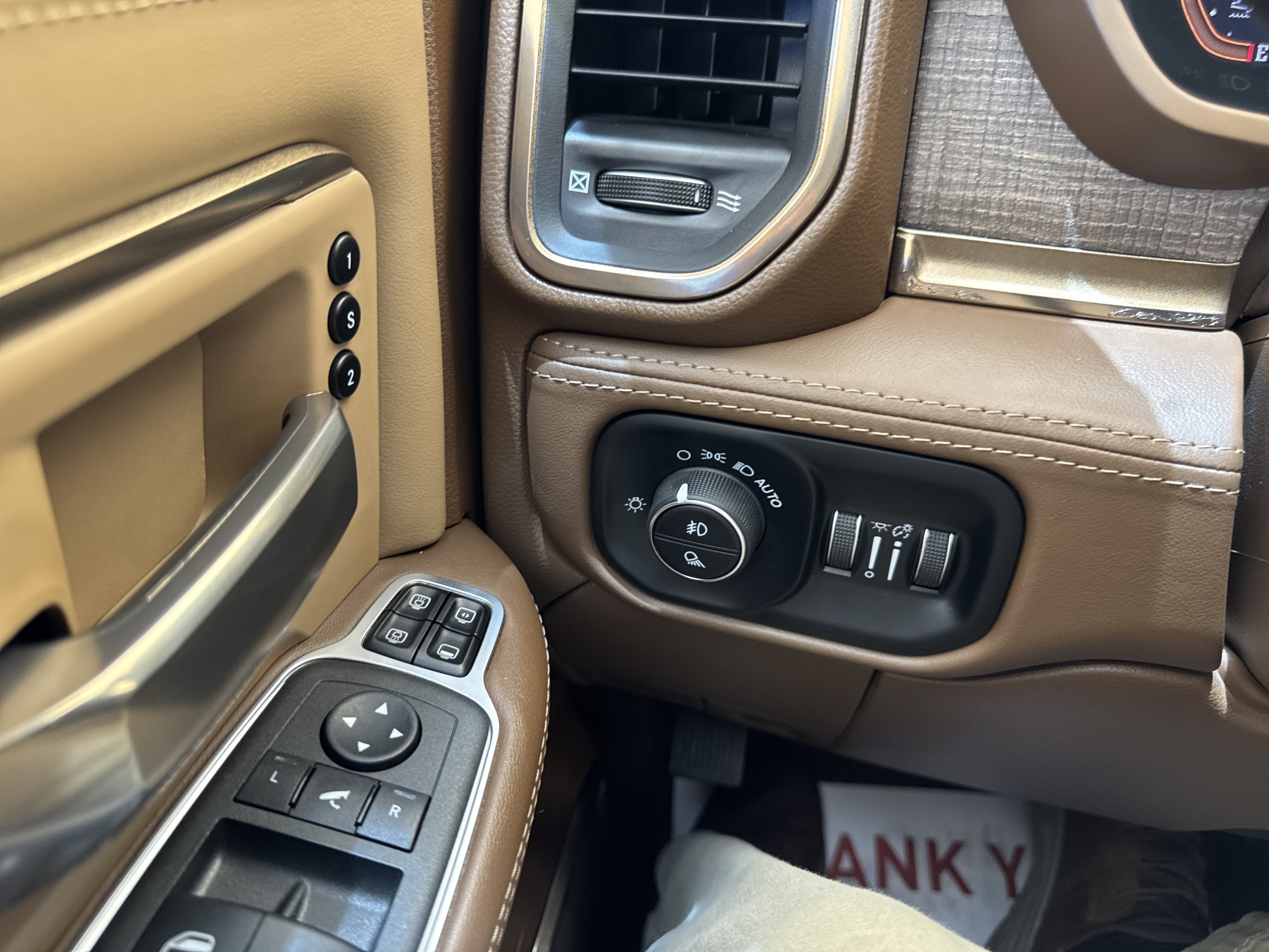 Used 2024 RAM 2500 Limited w/ Safety Group AWD/4WD image 42