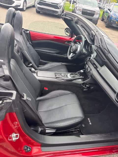 Used 2023 MAZDA MX-5 Miata Grand Touring RWD image 20