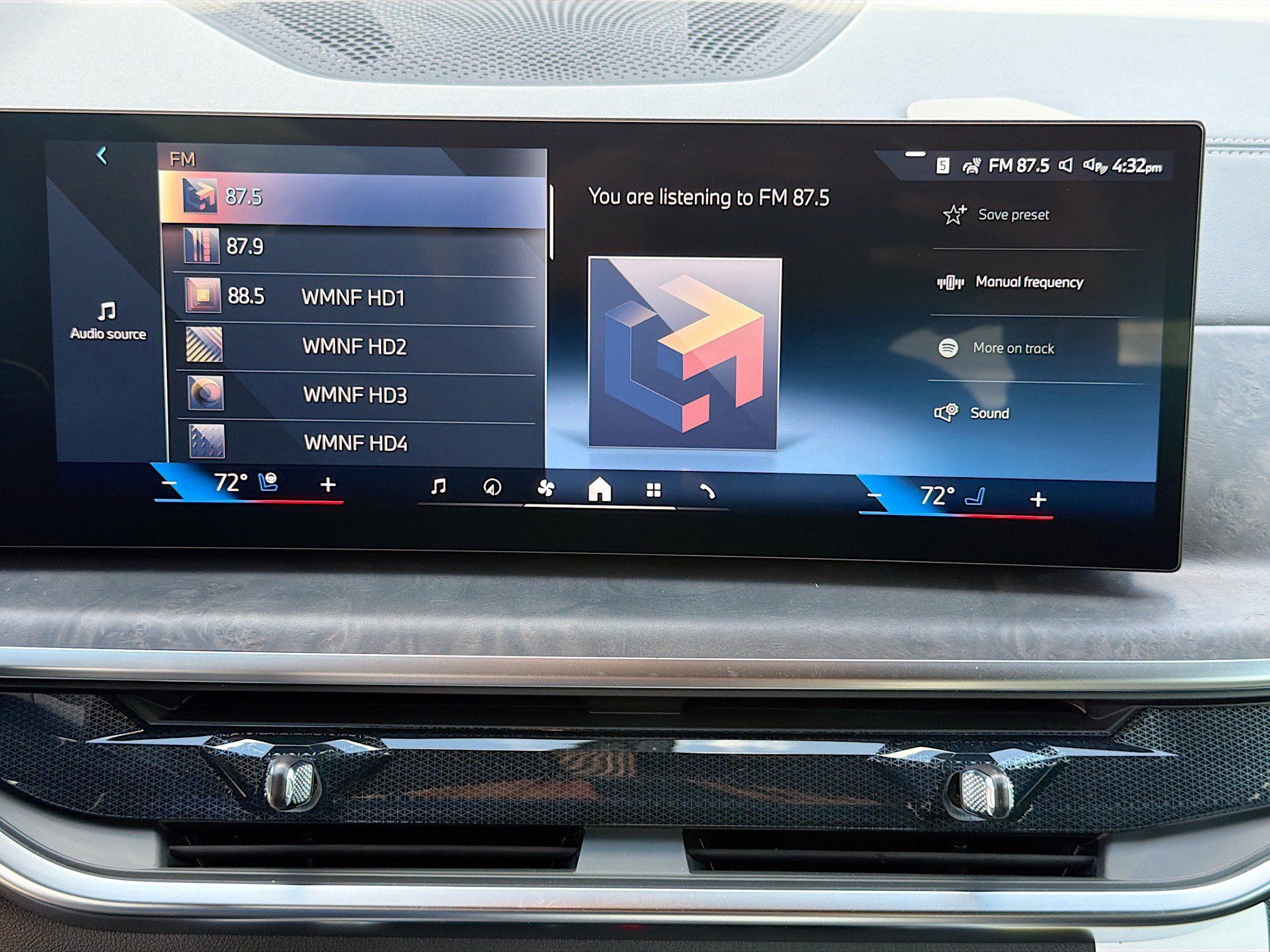 New 2026 BMW X5 xDrive40i w/ M Sport Package image 32