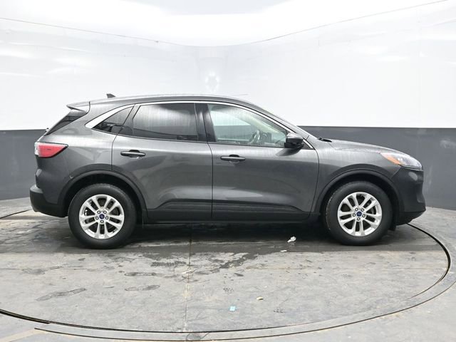 Used 2020 Ford Escape SE image 8