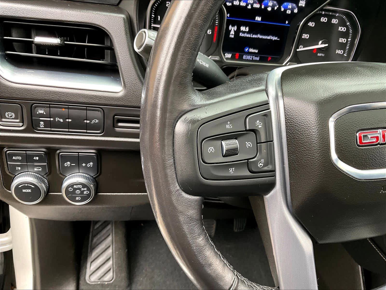 Used 2021 GMC Yukon SLT w/ SLT Premium Package AWD/4WD image 24