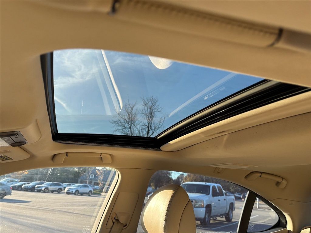 Used 2011 Lexus LS 460 w/ Comfort Pkg RWD image 16