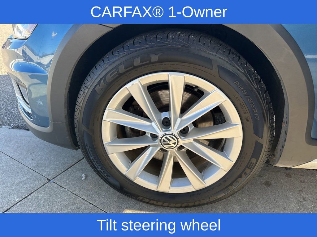 Used 2017 Volkswagen Golf Alltrack S image 32