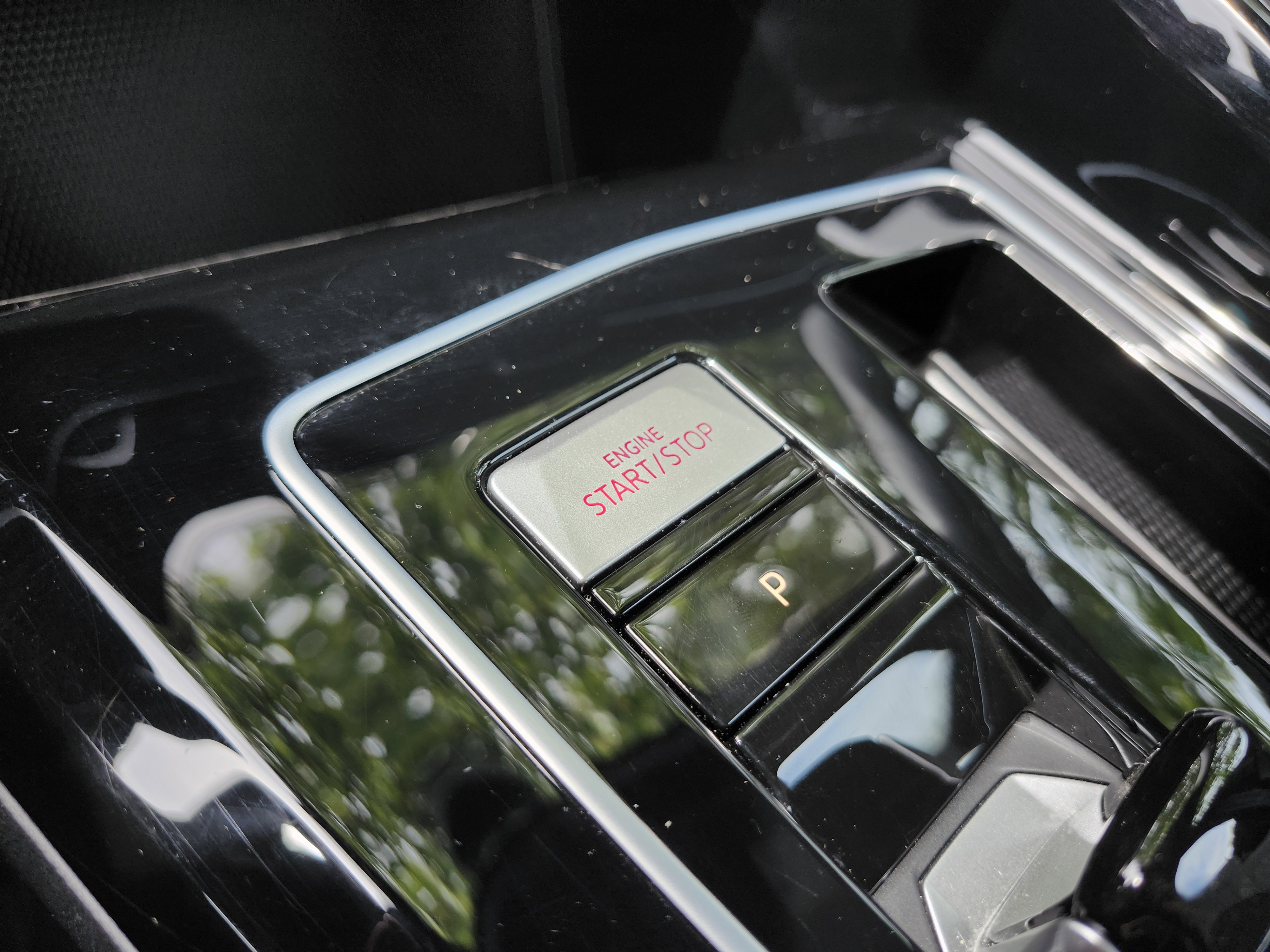 Used 2024 Volkswagen GTI SE FWD image 10