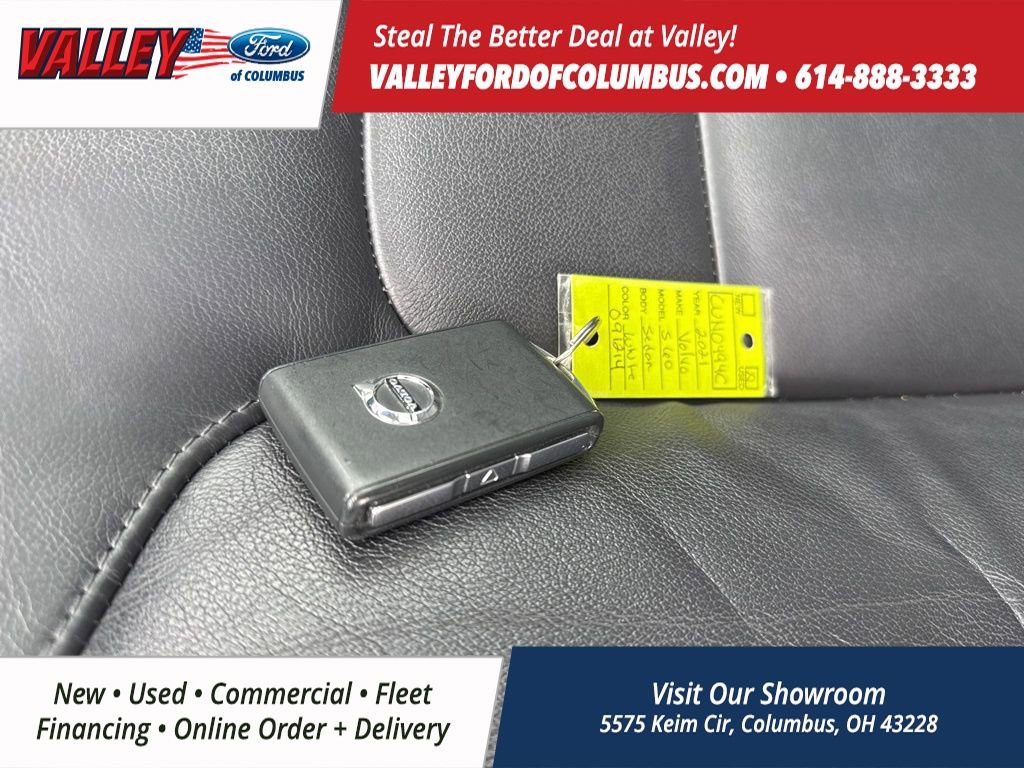 Used 2021 Volvo S60 T6 Momentum image 33