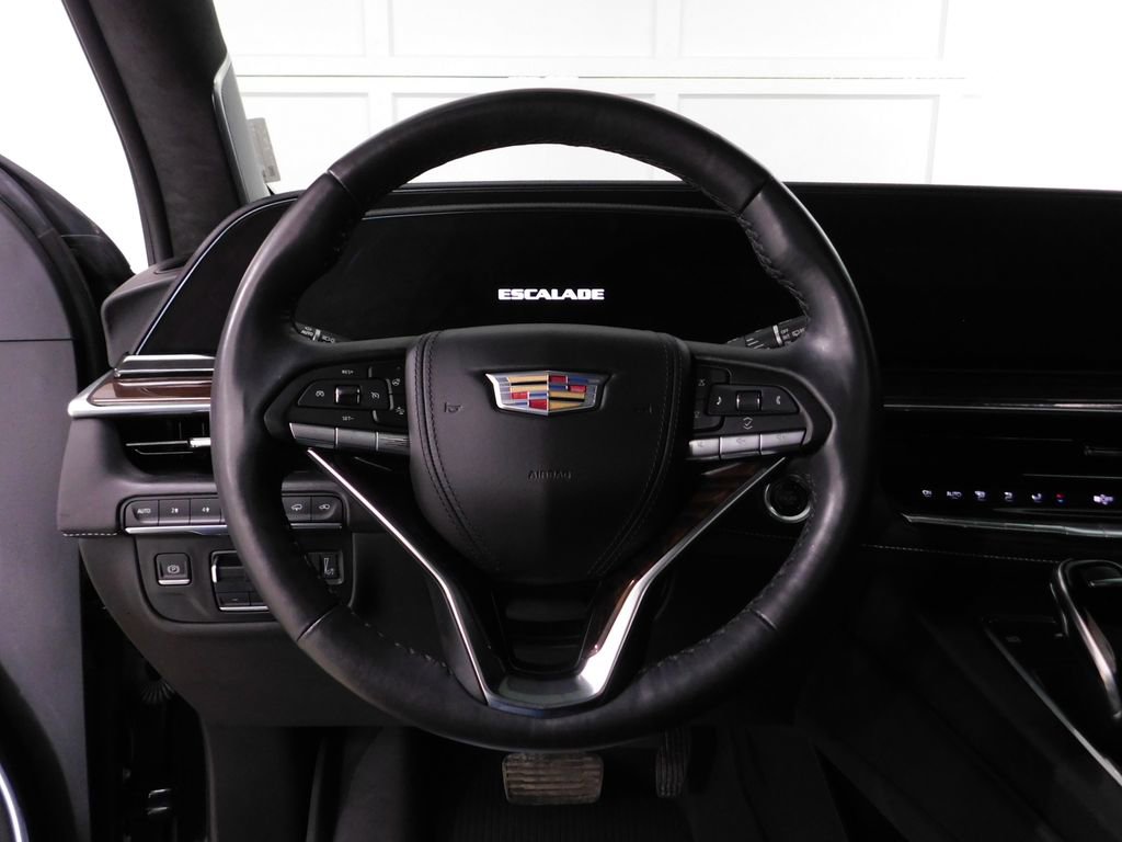Used 2022 Cadillac Escalade Sport Platinum w/ LPO, ONYX Package AWD/4WD image 27