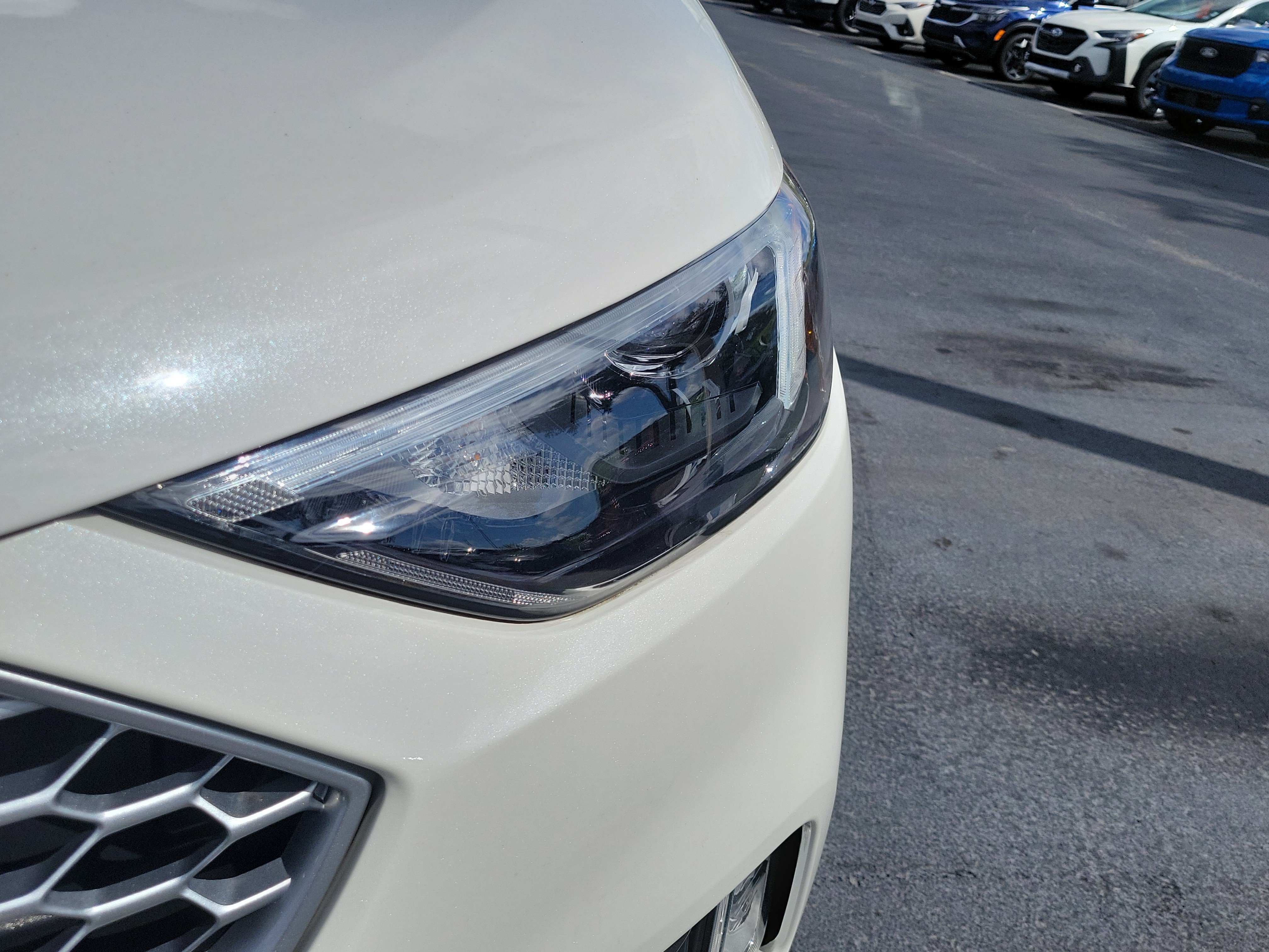Certified 2023 Ford Edge SEL w/ Convenience Package AWD/4WD image 3