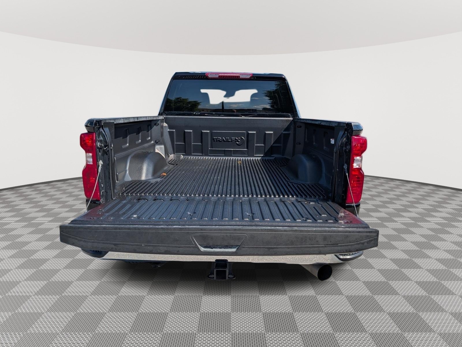 Used 2025 Chevrolet Silverado 2500 LT w/ Convenience Package AWD/4WD image 12