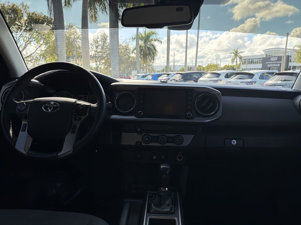 Used 2020 Toyota Tacoma SR5 image 15