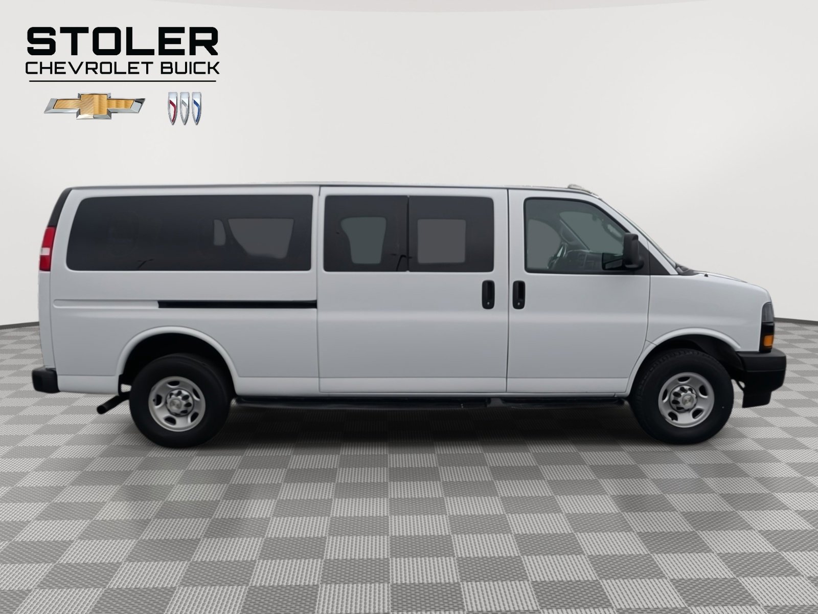 Used 2023 Chevrolet Express 3500 LS image 6
