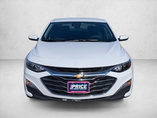 Used 2023 Chevrolet Malibu LT image 2
