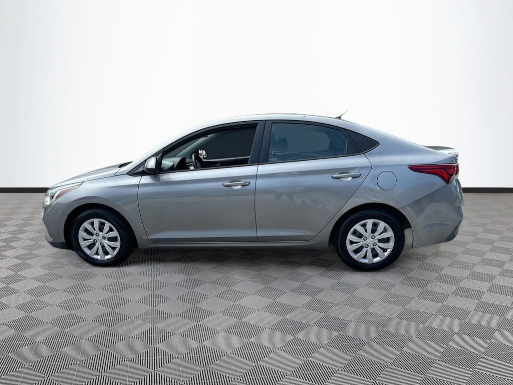 Used 2021 Hyundai Accent SE FWD image 9
