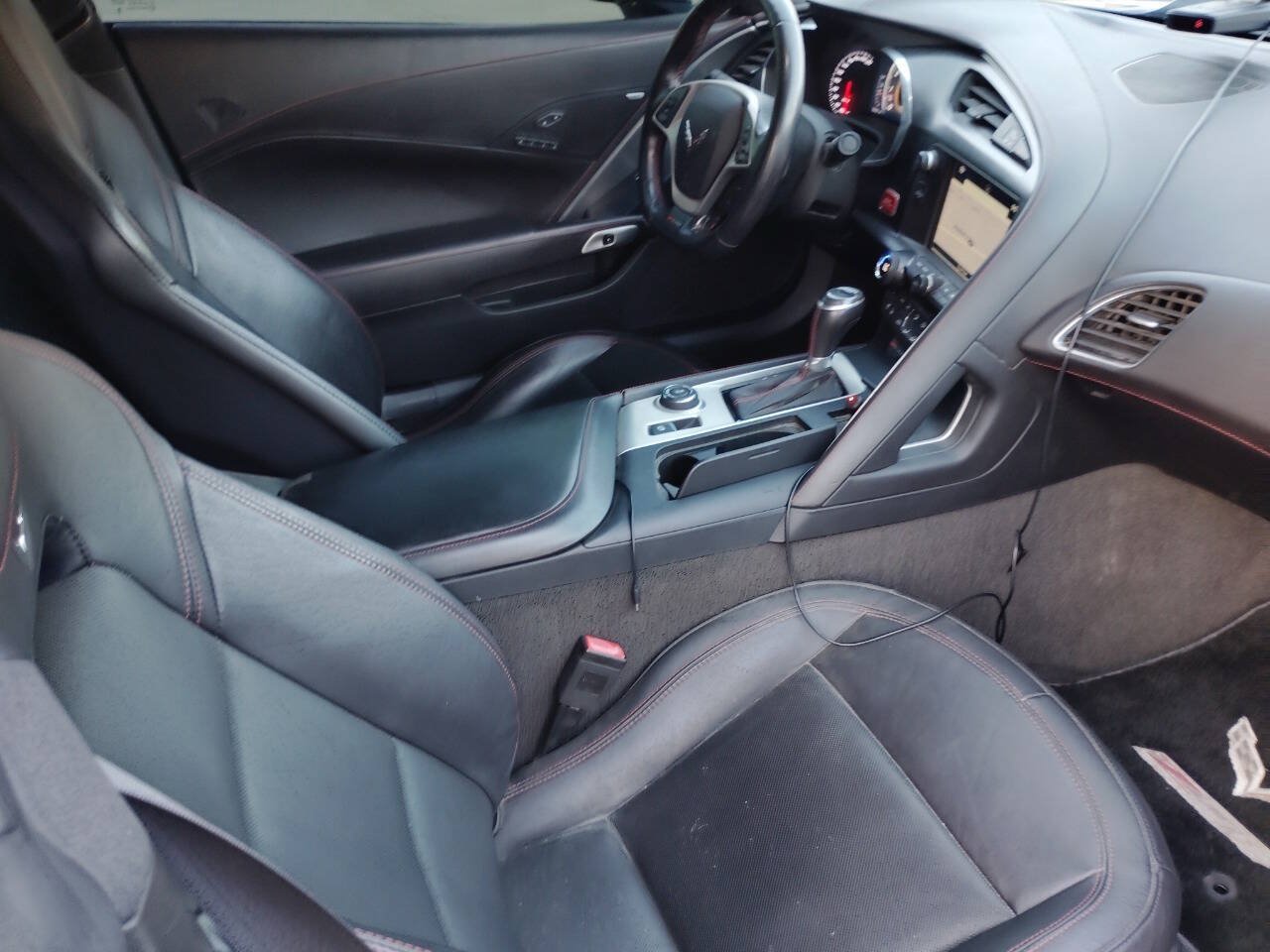 Used 2016 Chevrolet Corvette Z06 w/ 3LZ Preferred Equipment Group RWD image 4