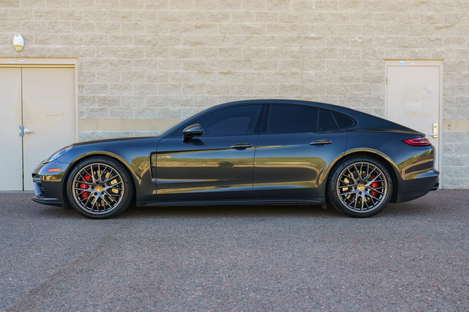 Used 2017 Porsche Panamera Turbo AWD/4WD image 22