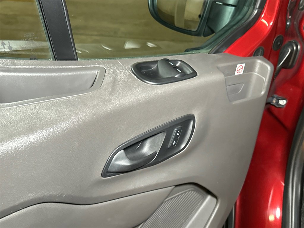 Used 2020 Ford Transit 150 XLT image 17