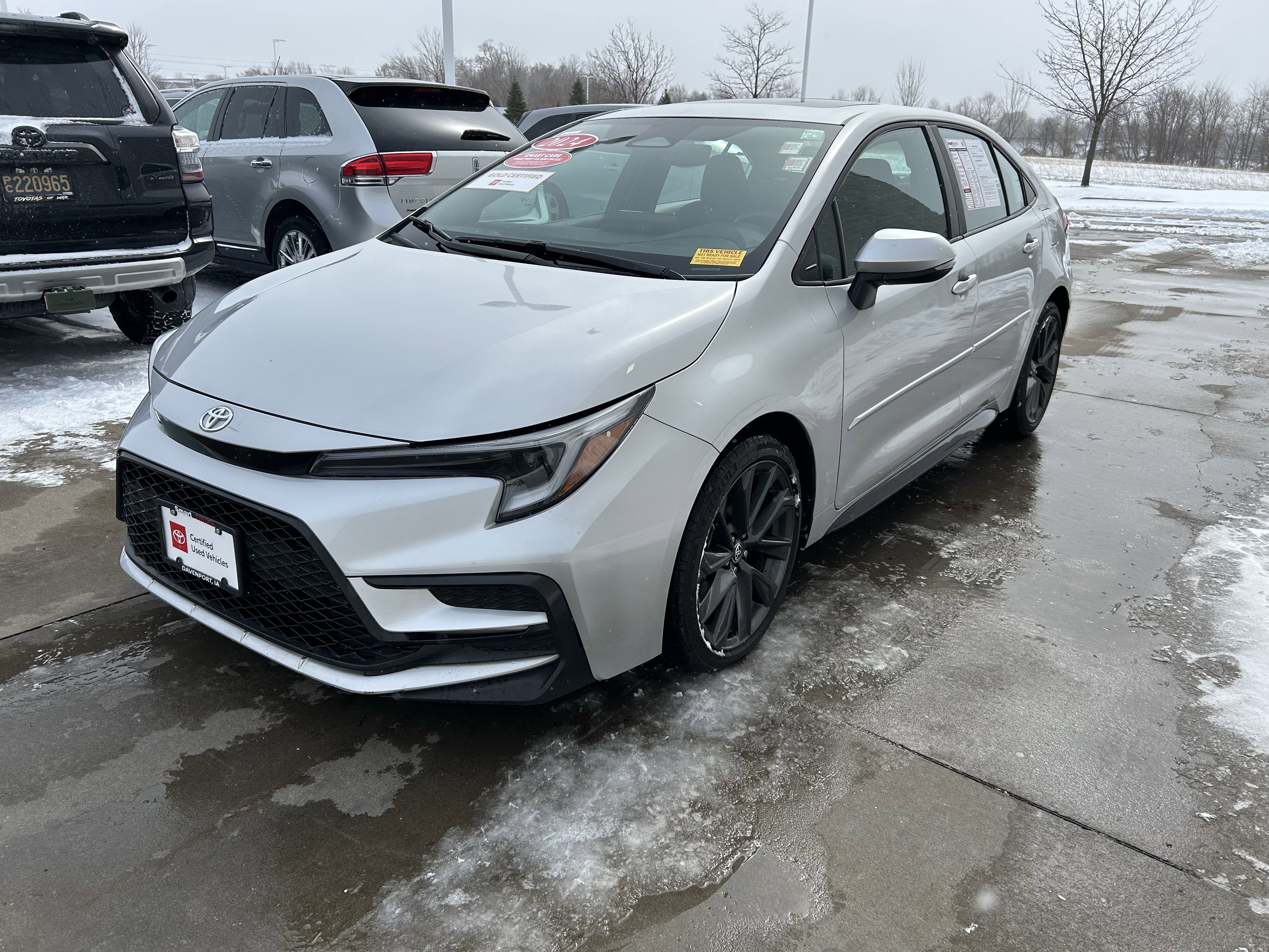 Certified 2024 Toyota Corolla SE w/ SE Premium Package image 5