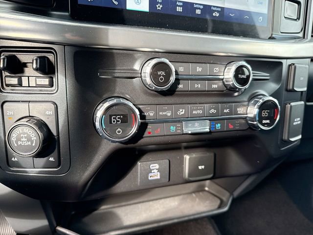 Used 2021 Ford F150 Lariat image 19