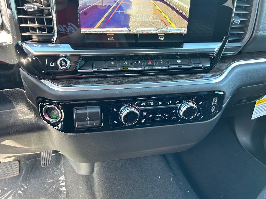 New 2026 GMC Sierra 1500 Elevation image 11