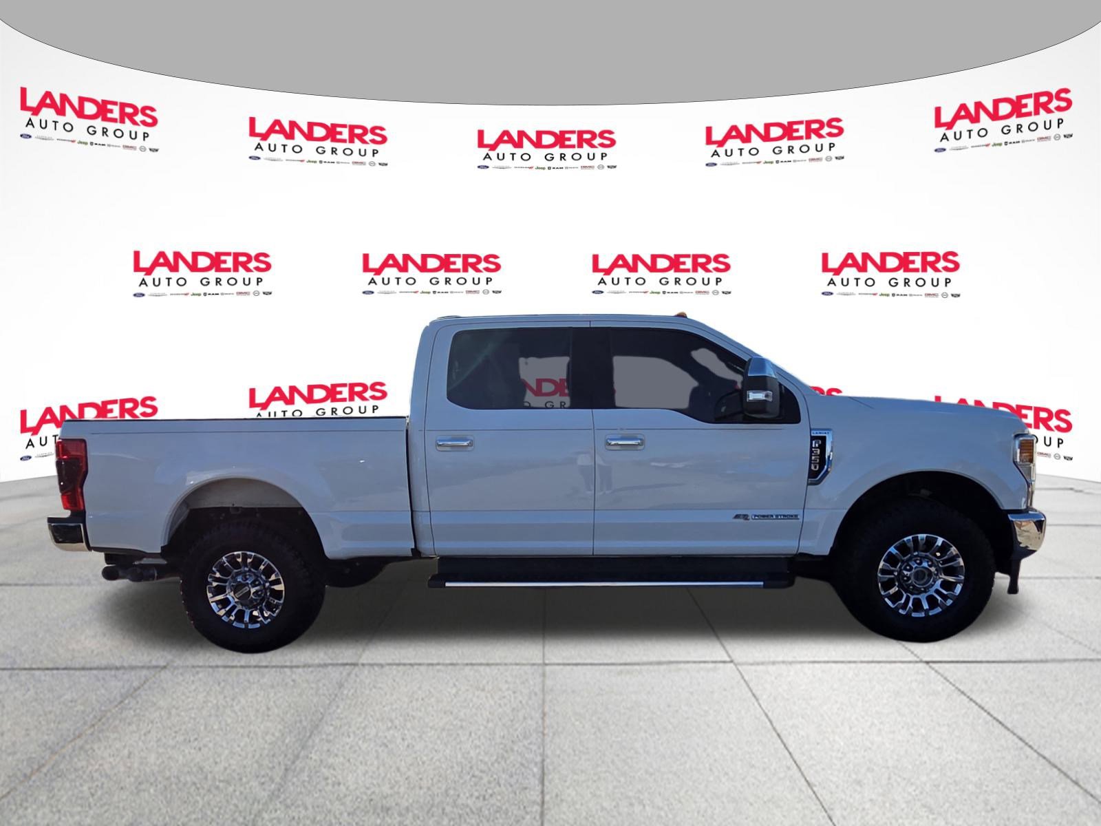 Used 2020 Ford F350 Lariat w/ Chrome Package image 2