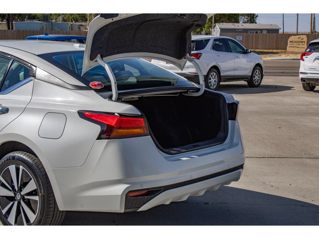 Used 2022 Nissan Altima 2.5 SV AWD/4WD image 10