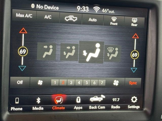 Certified 2019 RAM 1500 Classic SLT w/ Luxury Group image 20