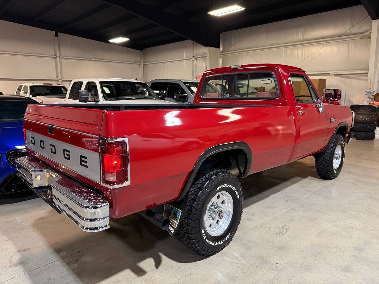 Used 1992 Dodge D/W Truck 250 AWD/4WD image 9