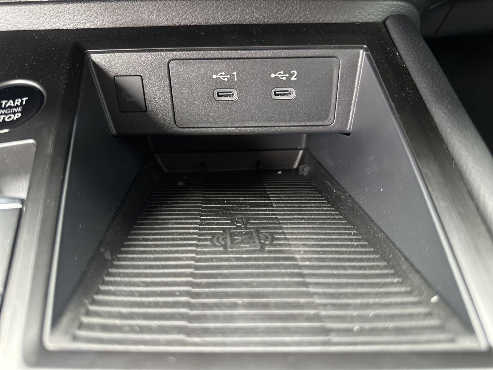 New 2025 Nissan Kicks SR image 8