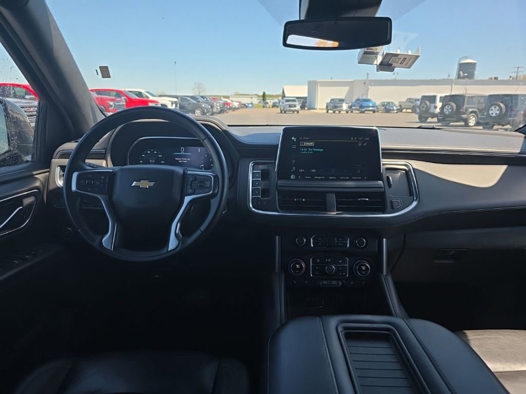 Used 2024 Chevrolet Suburban LT AWD/4WD image 9