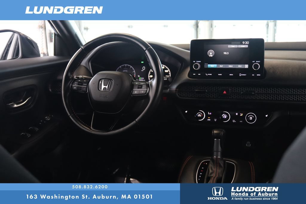 Used 2025 Honda HR-V Sport image 5