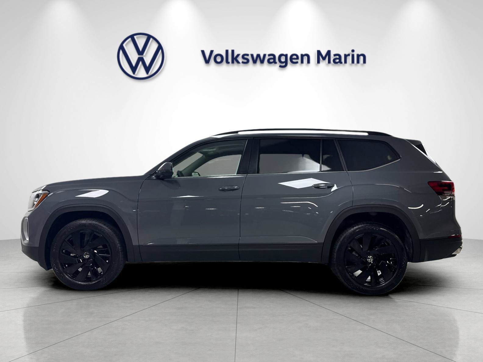 New 2026 Volkswagen Atlas SE AWD/4WD image 2