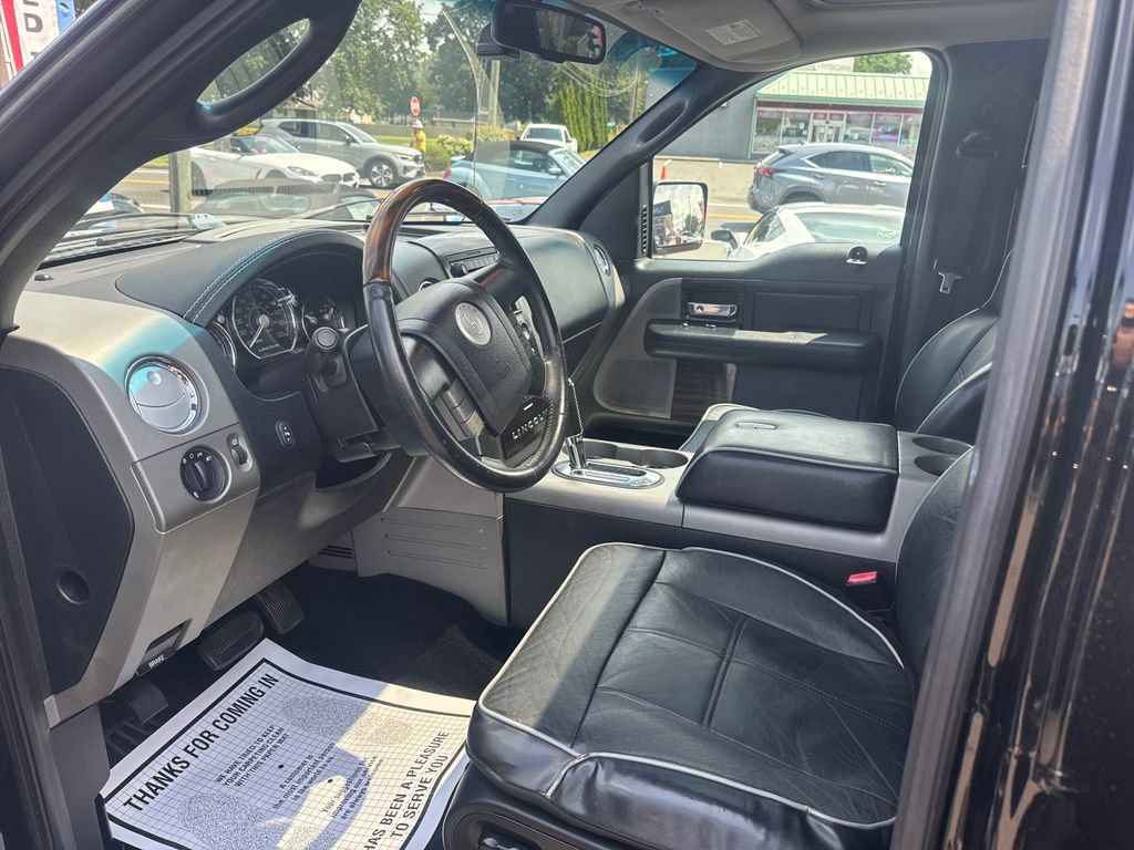 Used 2007 Lincoln Mark LT 4x4 image 31