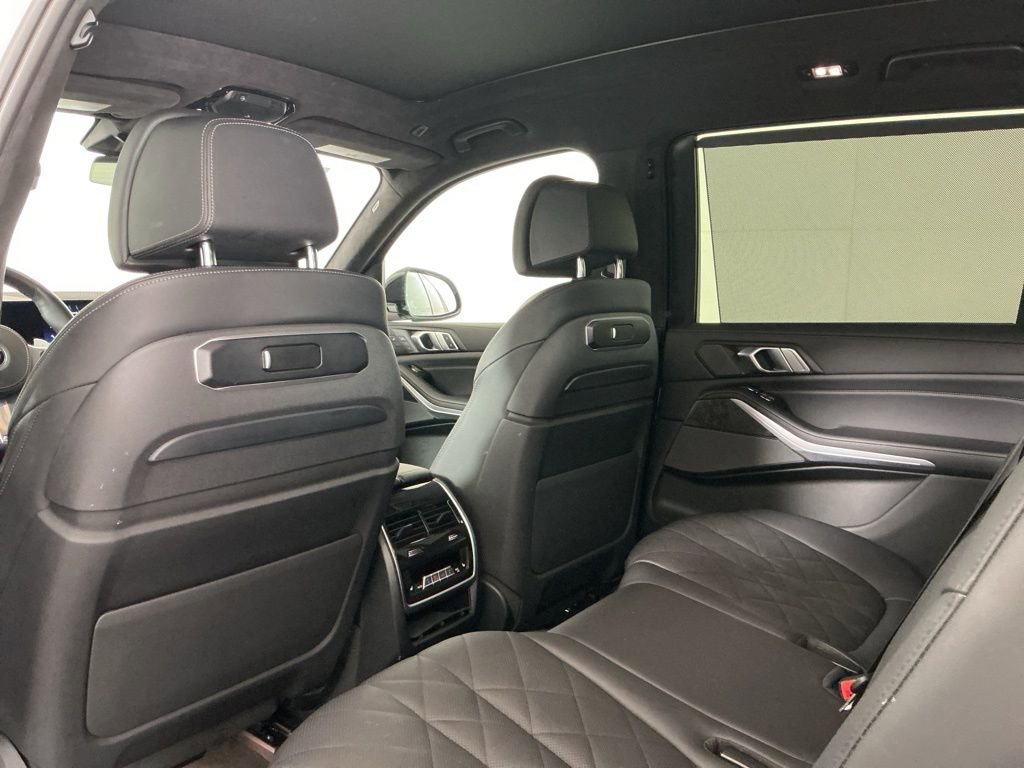 Certified 2023 BMW X7 xDrive40i w/ Executive Package image 27