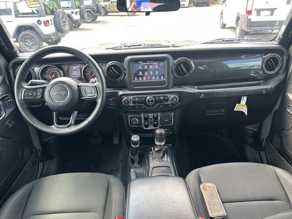 Used 2022 Jeep Wrangler Unlimited Sport image 33