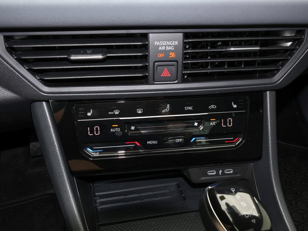 New 2026 Volkswagen Jetta SE FWD image 20