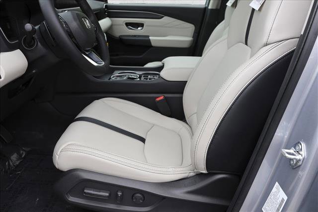 New 2026 Honda Pilot Touring image 11
