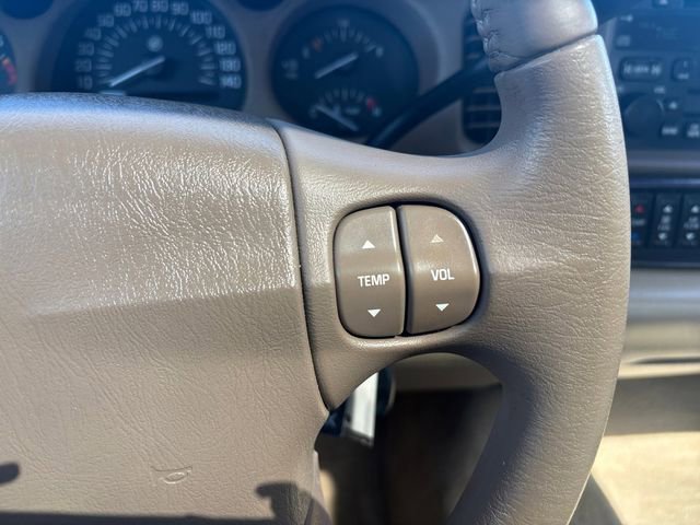 Used 2004 Buick Le Sabre Limited w/ Celebration Edition Package FWD image 22