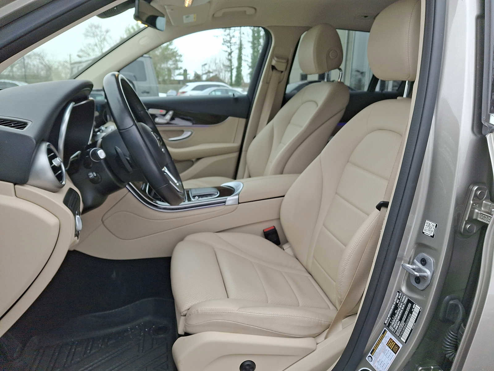 Certified 2022 Mercedes-Benz GLC 300 4MATIC image 10