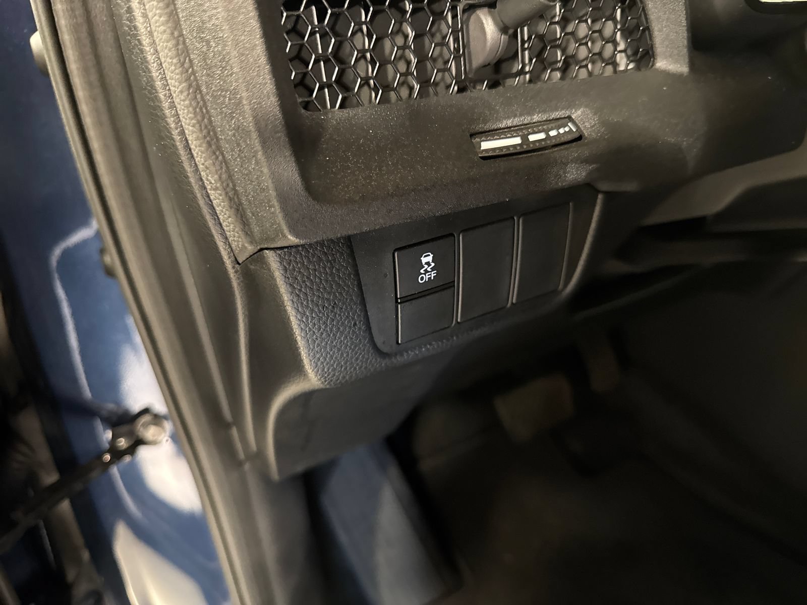 Certified 2024 Honda CR-V EX image 18