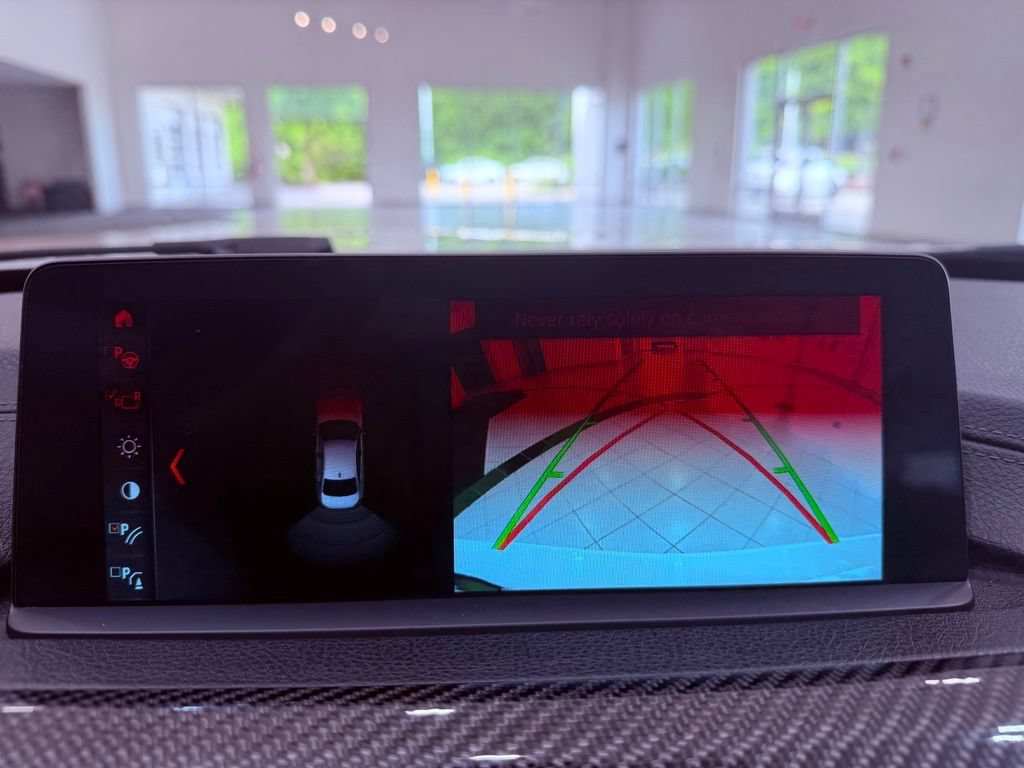 Used 2018 BMW M3 RWD image 22