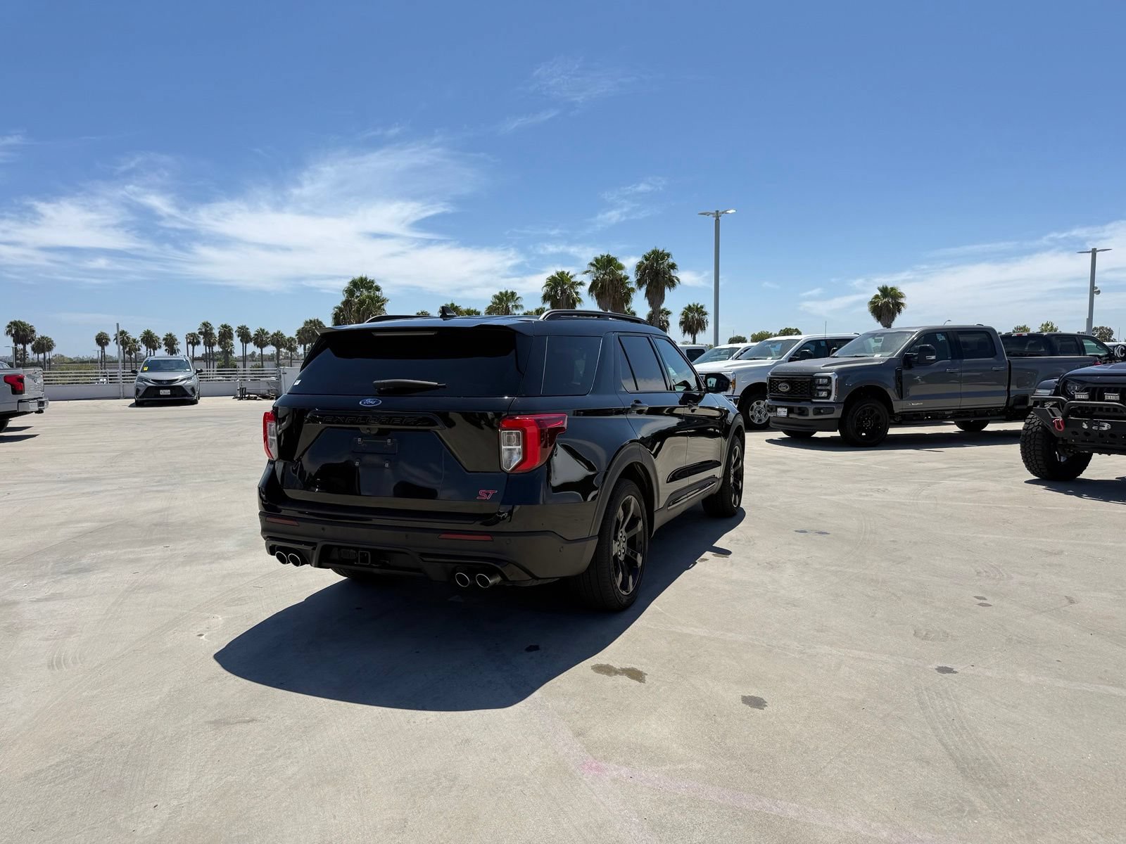 Used 2021 Ford Explorer ST w/ Equipment Group 401A AWD/4WD image 3