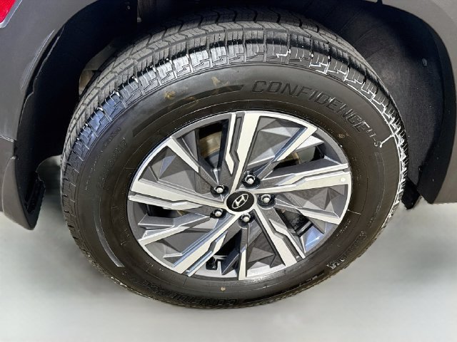 Used 2024 Hyundai Tucson Blue AWD/4WD image 32