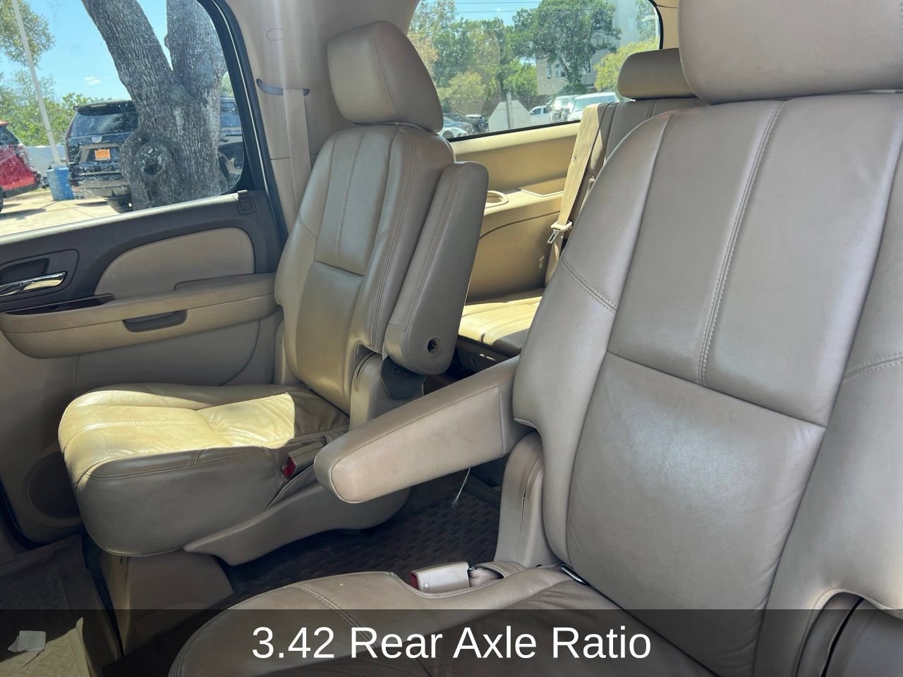 Used 2014 Chevrolet Suburban LT w/ Texas Edition RWD image 22