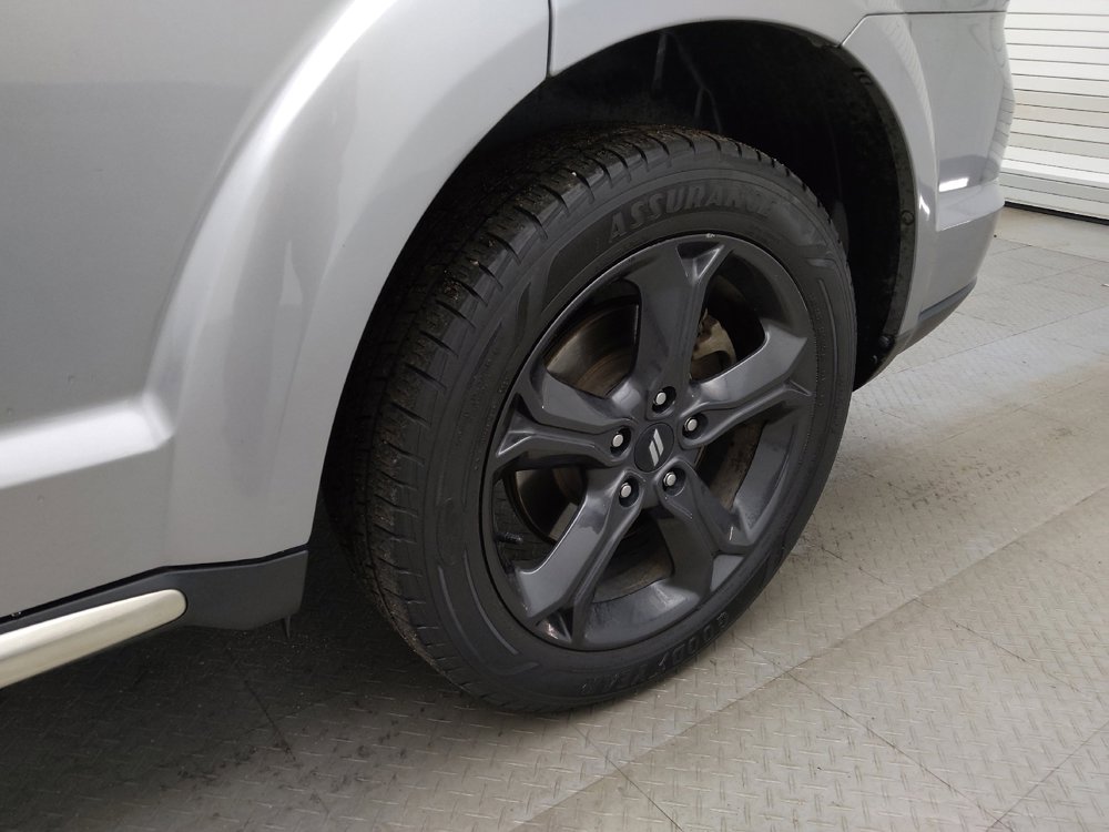 Used 2020 Dodge Journey Crossroad FWD image 31