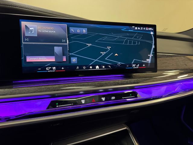 Used 2023 BMW 740i RWD image 14