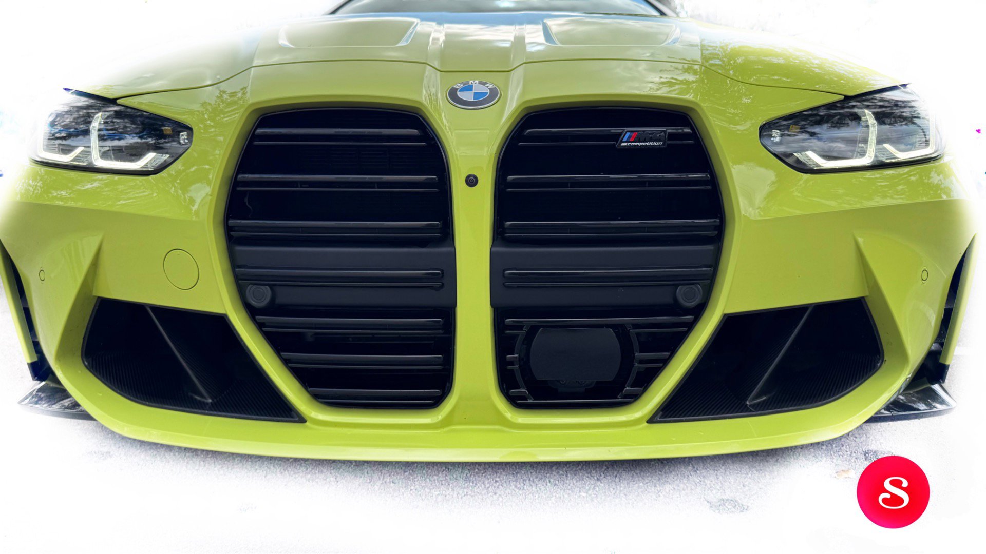 Used 2024 BMW M4 xDrive Competition w/ M Carbon Exterior Package image 20