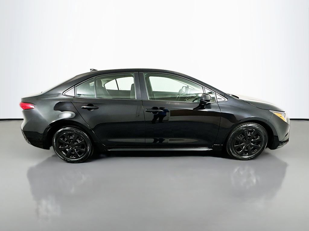 Certified 2024 Toyota Corolla LE image 4