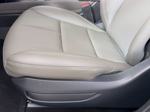 New 2026 Lincoln Corsair Premiere image 20